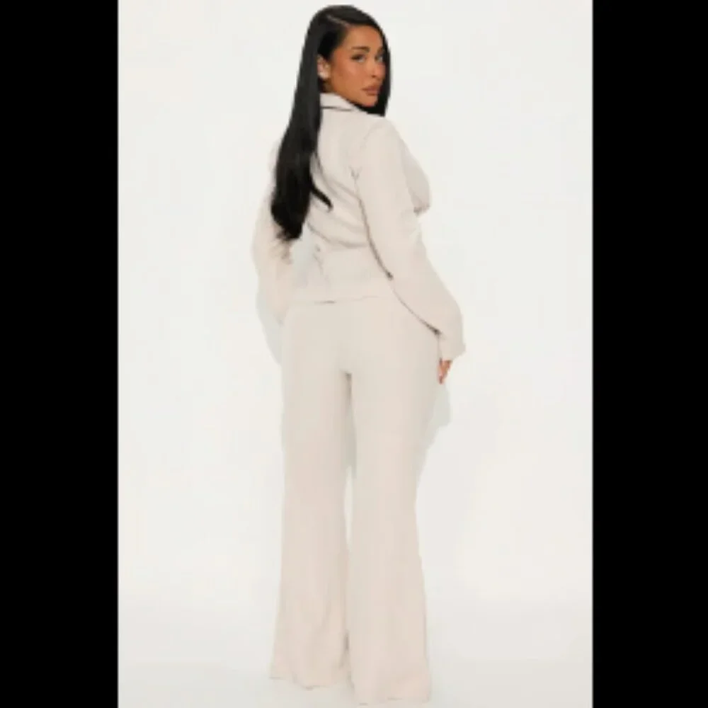 Fashion Nova Alina Blazer Pant Set - Picture 3 of 4